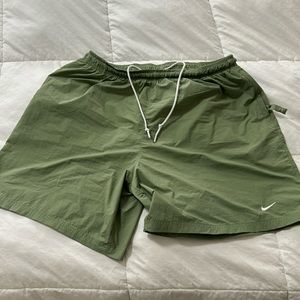 Green Mike Shorts with zipped pockets